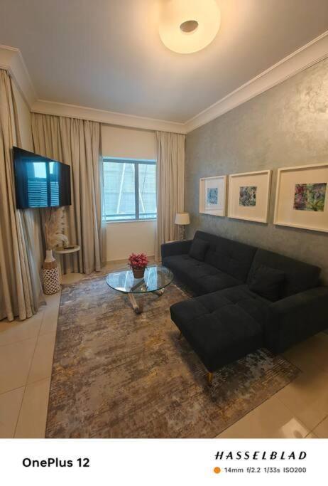 Luxurious 500 Meters Next To Mall Appartement