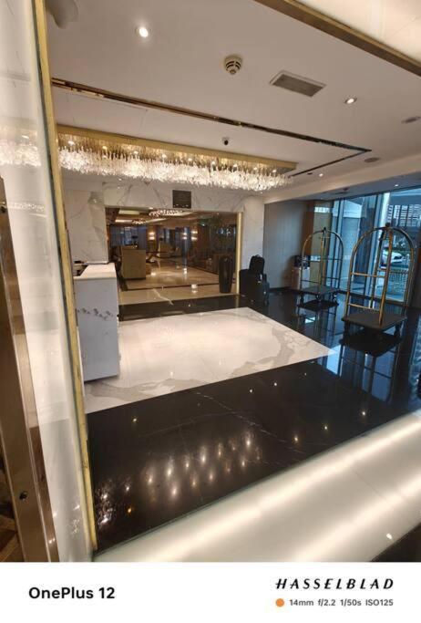 Luxurious 500 Meters Next To Mall Appartement *