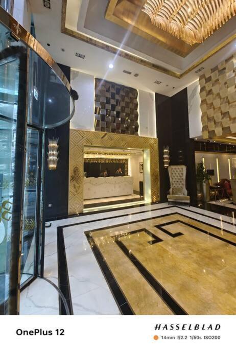 Luxurious 500 Meters Next To Mall Appartement *
